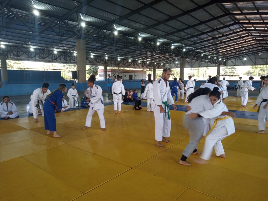 aulaJudo2-1024x768 Aulas de Judô