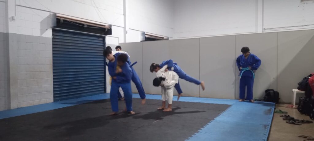 treino1-1024x461 CIECE Delta/MG promove educação