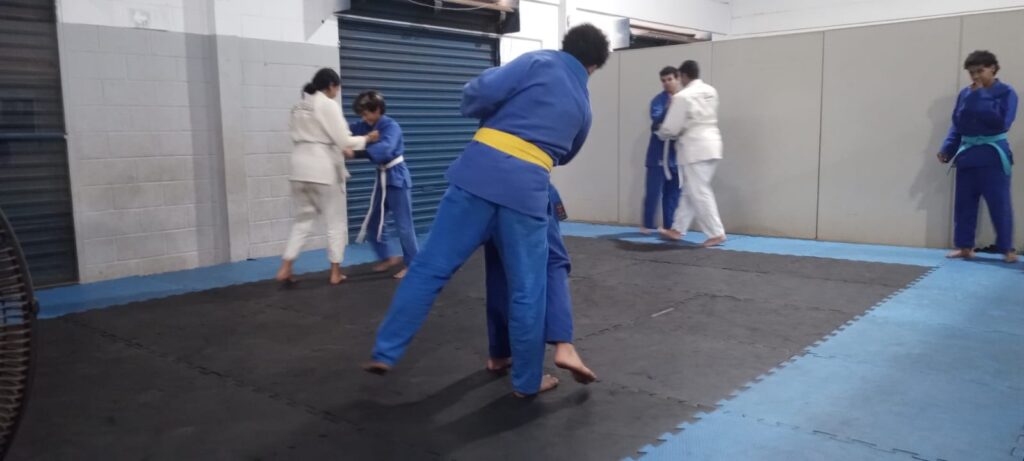 treino3-1024x461 CIECE Delta/MG promove educação