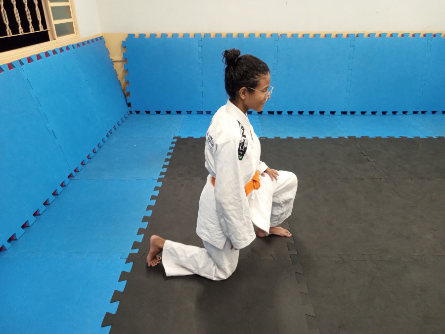 z21 Zempo Kaiten Ukemi (queda em rolamento para frente)