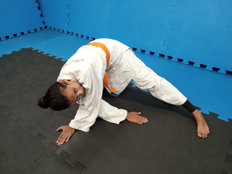 zempo34 Zempo Kaiten Ukemi (queda em rolamento para frente)