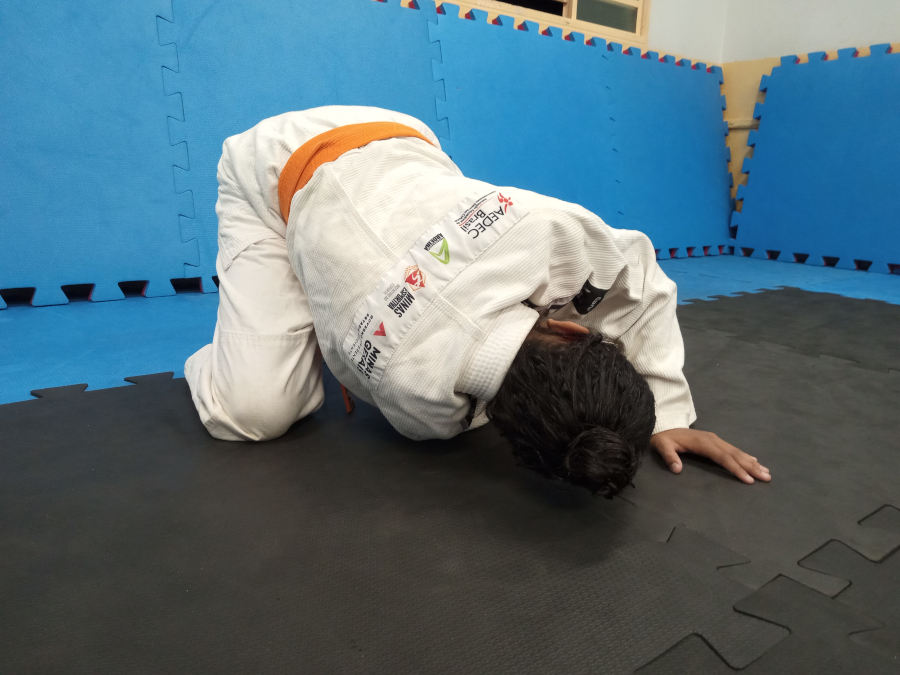 zempo41 Zempo Kaiten Ukemi (queda em rolamento para frente)